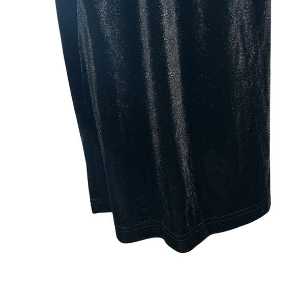 Sanctuary Ladies Black Velvet Jumpsuit, Adjustable Spaghetti Straps! - Picture 5 of 5